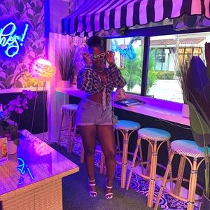 Crop Long Sleeve Plaid Shirt